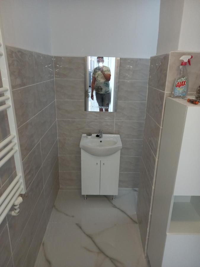 Twins Residence 2 Apart Hotel Ap 3 2 Rooms Chiajna Exterior foto